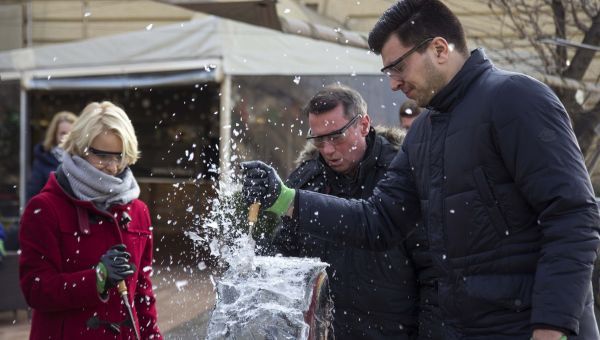 Ice Carving